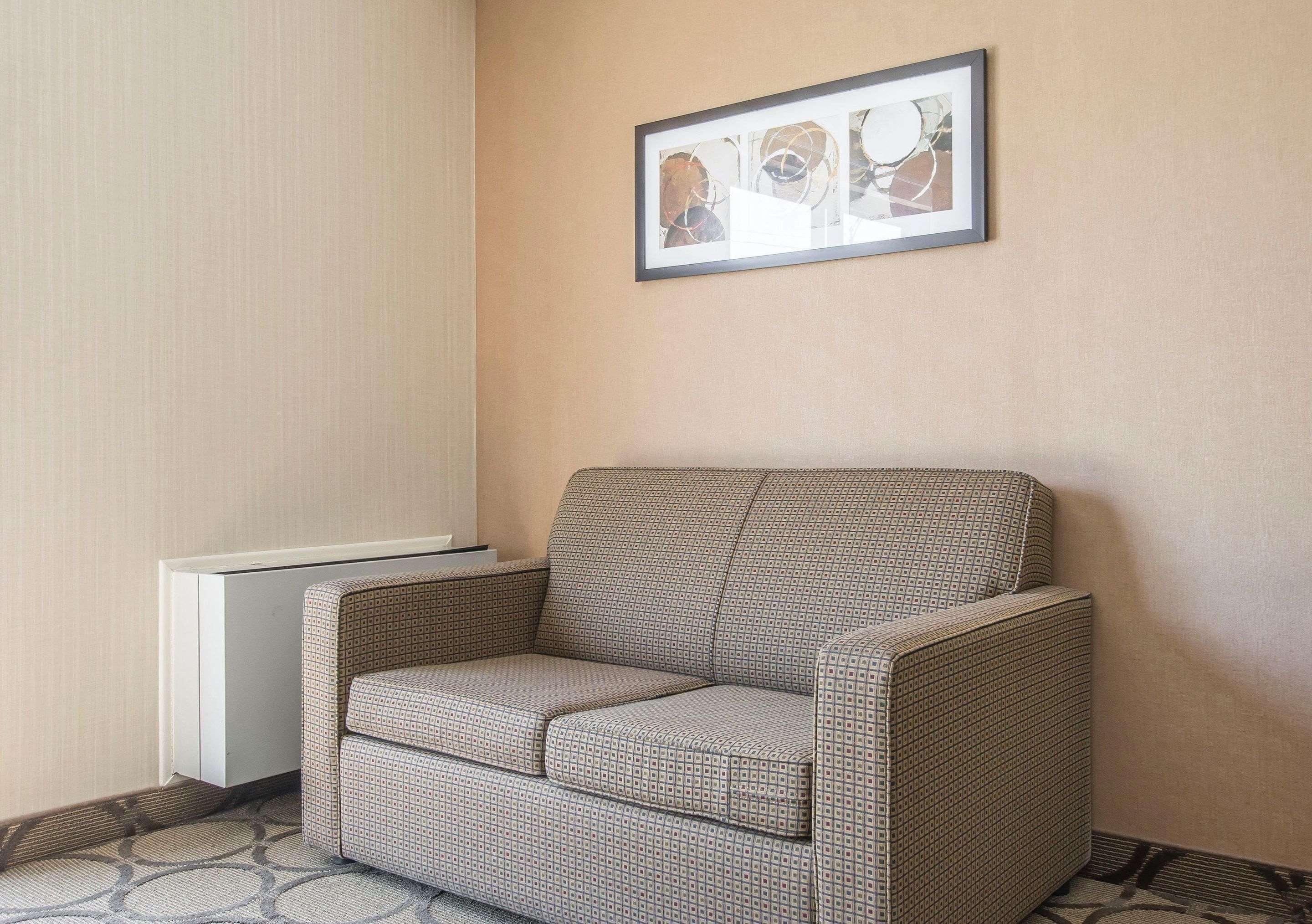 Comfort Inn 3*