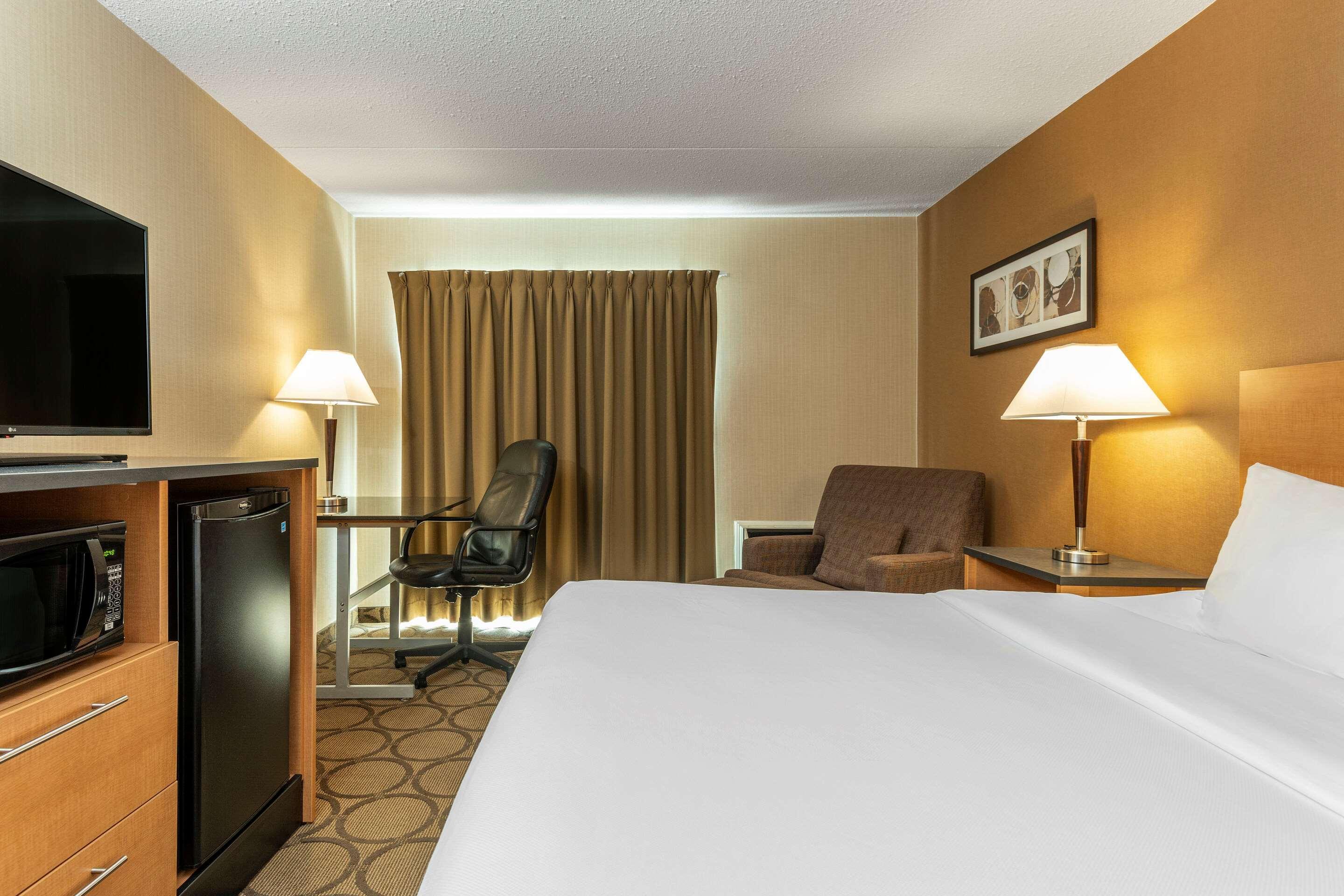 Comfort Inn 3*